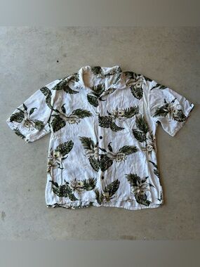 Casual White Hawaiian Floral Short-Sleeve Button-Down Shirt